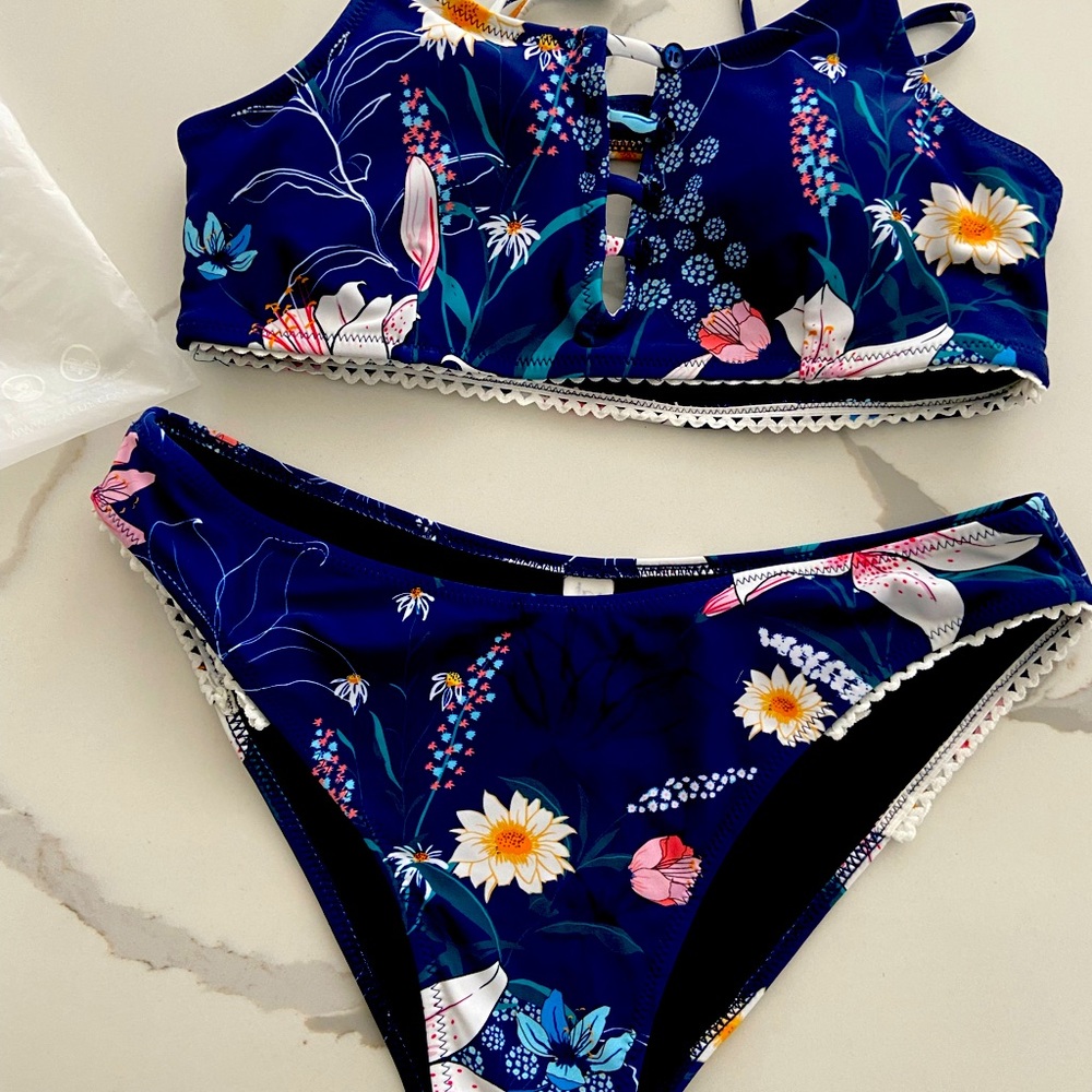 Cupshee 2 piece bikini